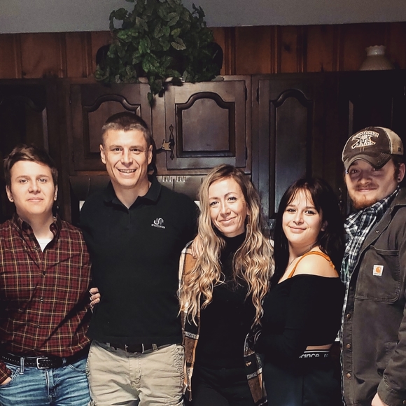 Meet your Posher, Tanya - Picture 4 of 4